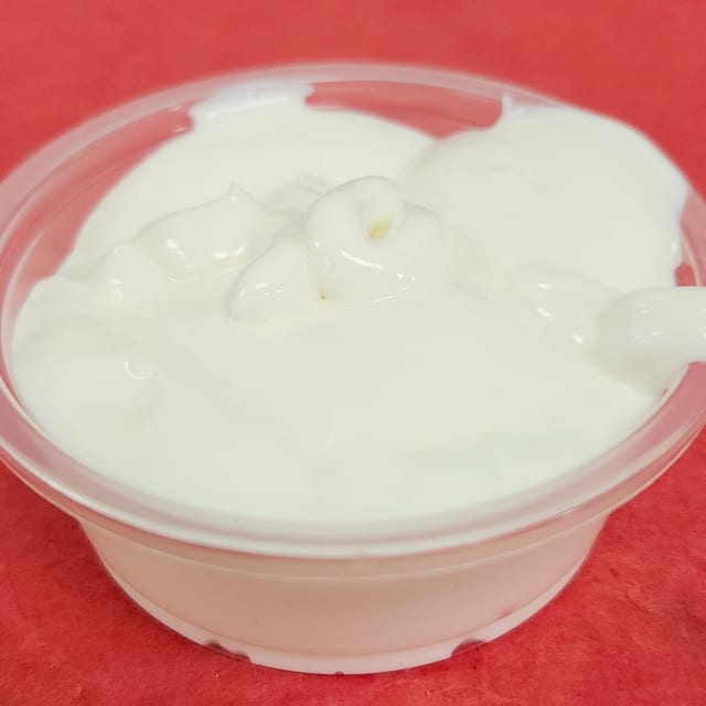 1,1/2 oz sour cream..